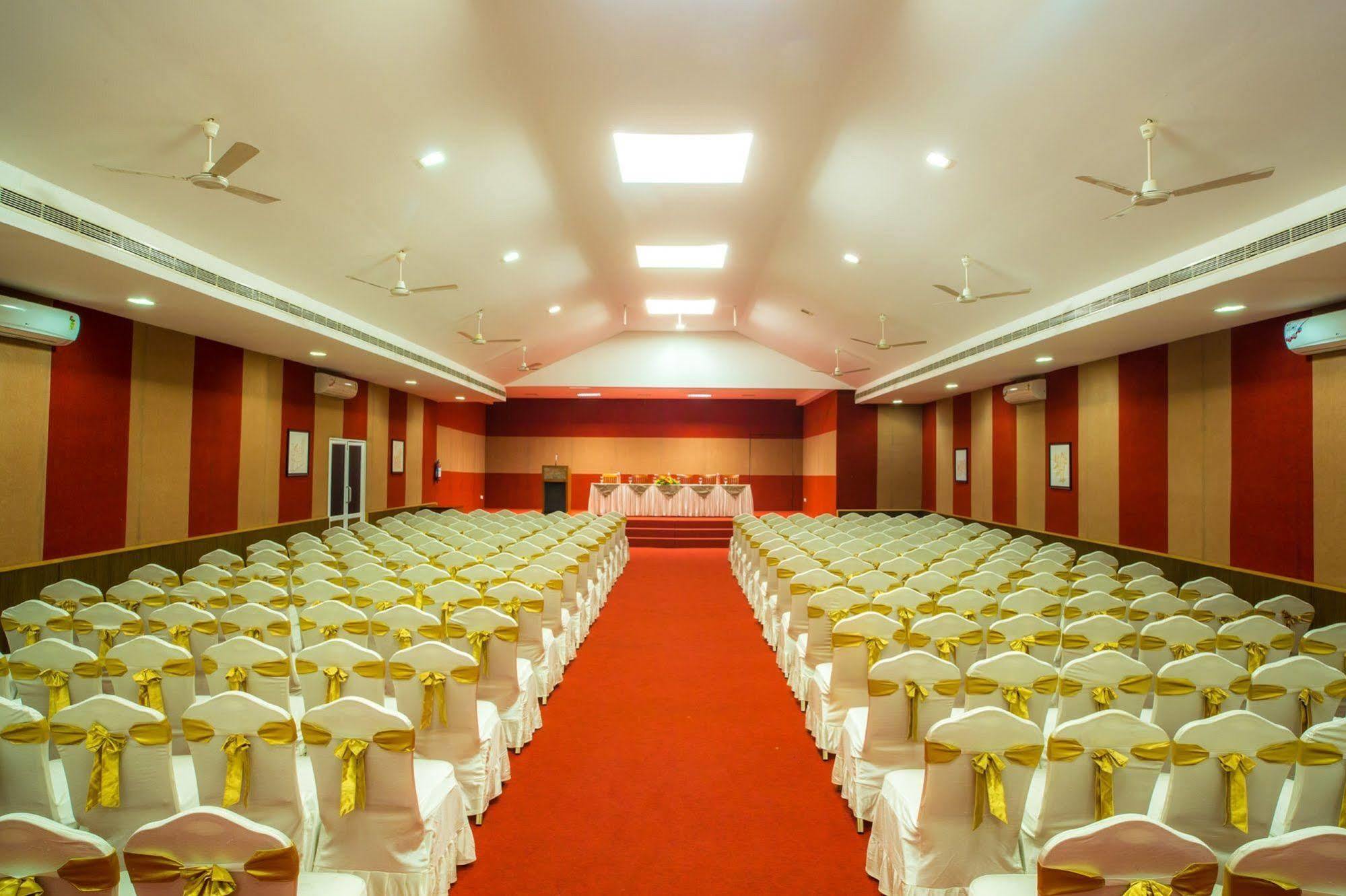 Rustic Leisures Llp Kochi Exterior foto